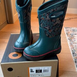 BOGS Winter Boots Girls Horse Teal Pattern Size 11